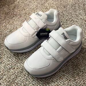 Propet Women’s Ultima Strap closure Leather Orthotic Shoe